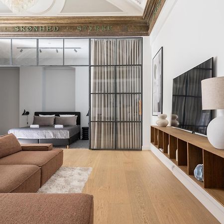 Unique 3 Bedroom Apartment In Vibrant Frederiksberg Copenaghen Esterno foto