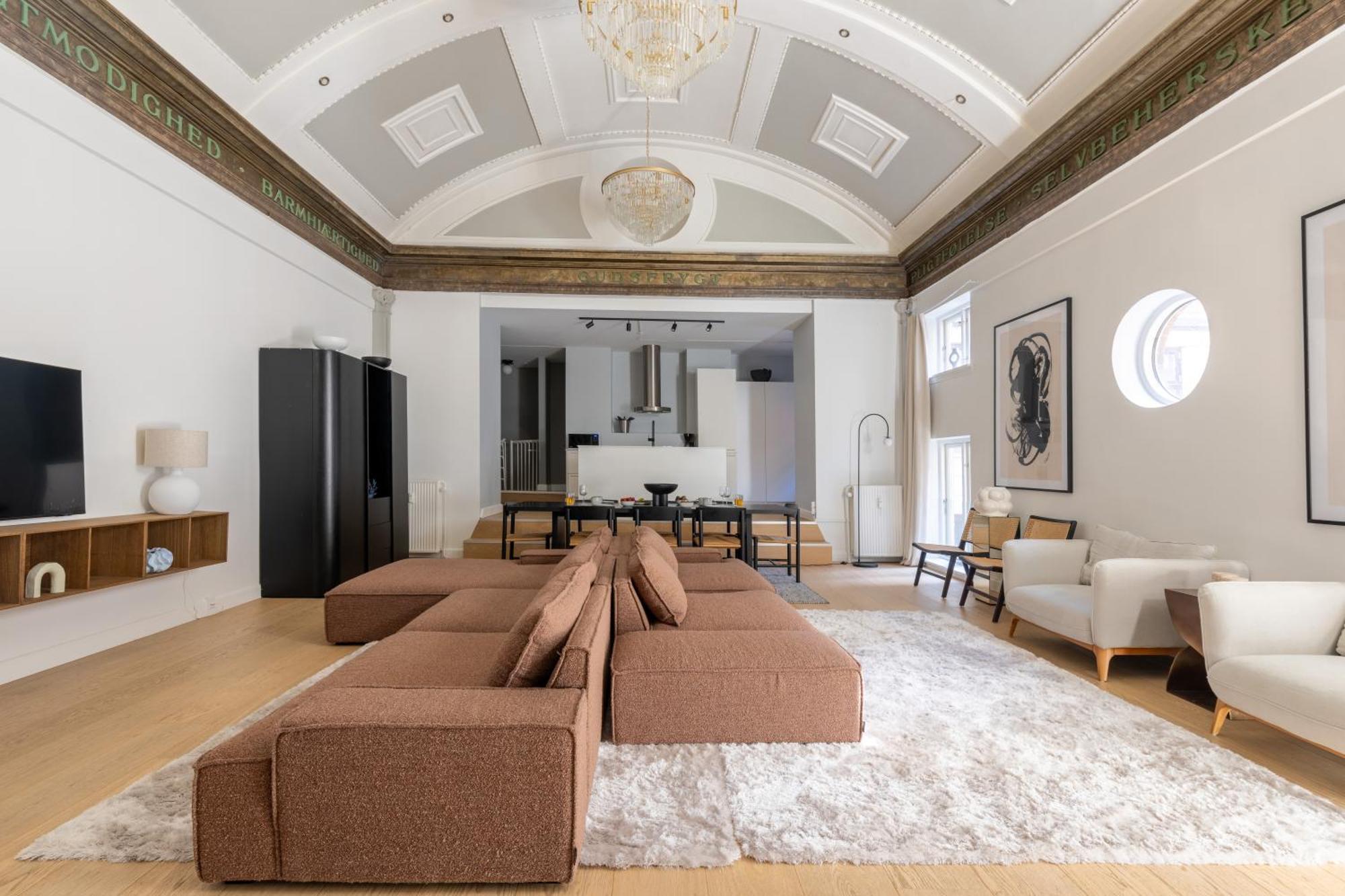 Unique 3 Bedroom Apartment In Vibrant Frederiksberg Copenaghen Esterno foto