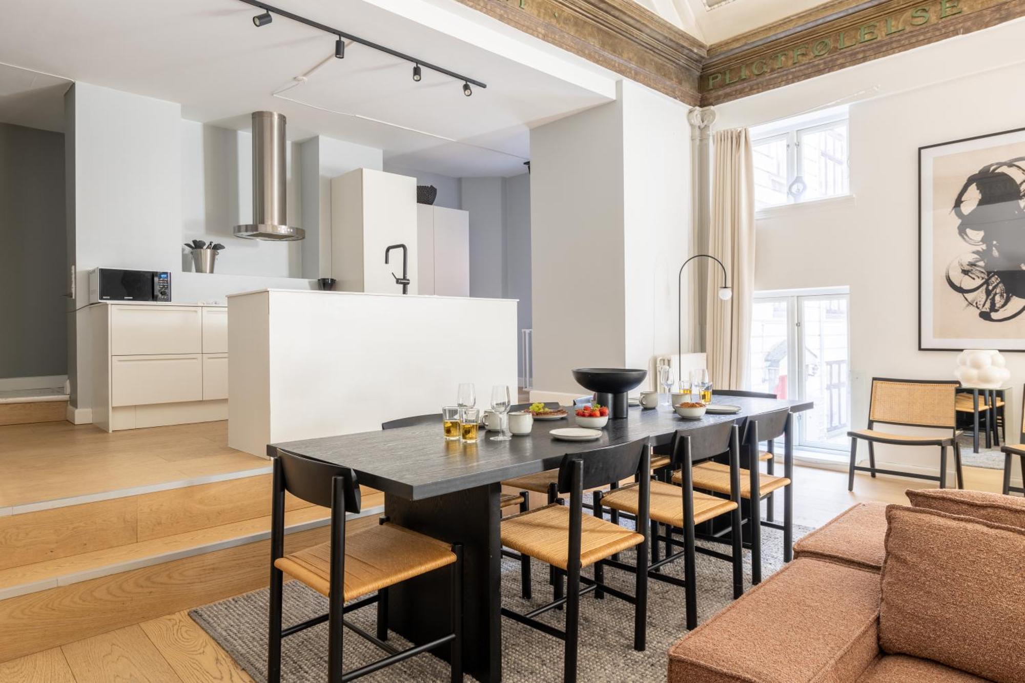 Unique 3 Bedroom Apartment In Vibrant Frederiksberg Copenaghen Esterno foto