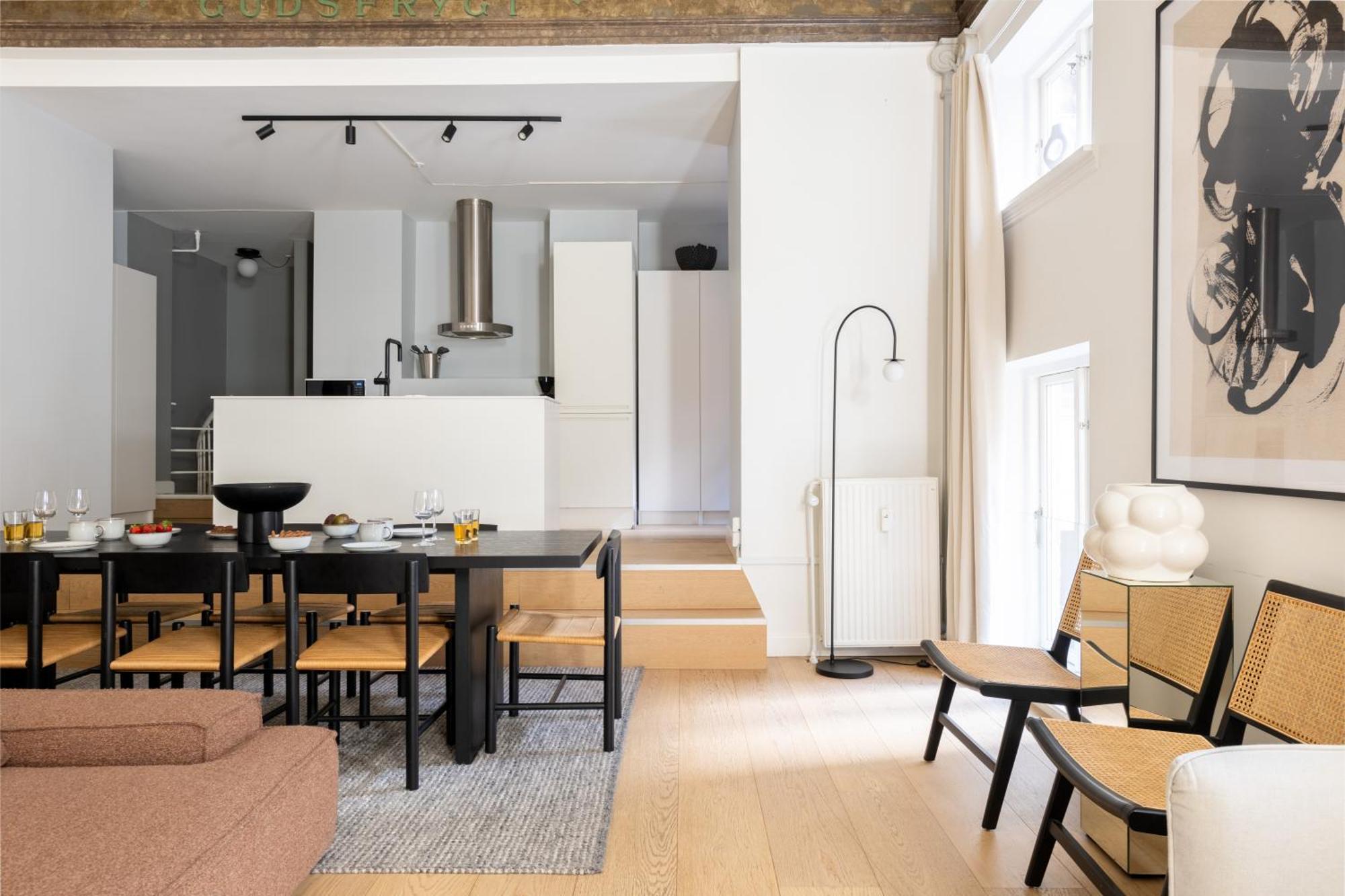 Unique 3 Bedroom Apartment In Vibrant Frederiksberg Copenaghen Esterno foto