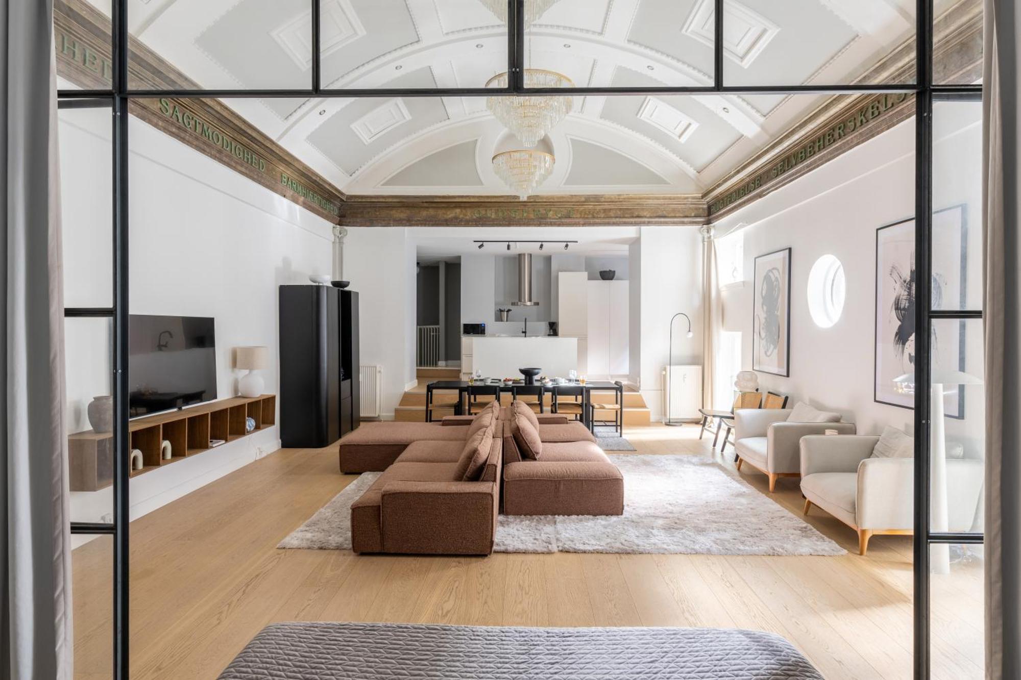 Unique 3 Bedroom Apartment In Vibrant Frederiksberg Copenaghen Esterno foto