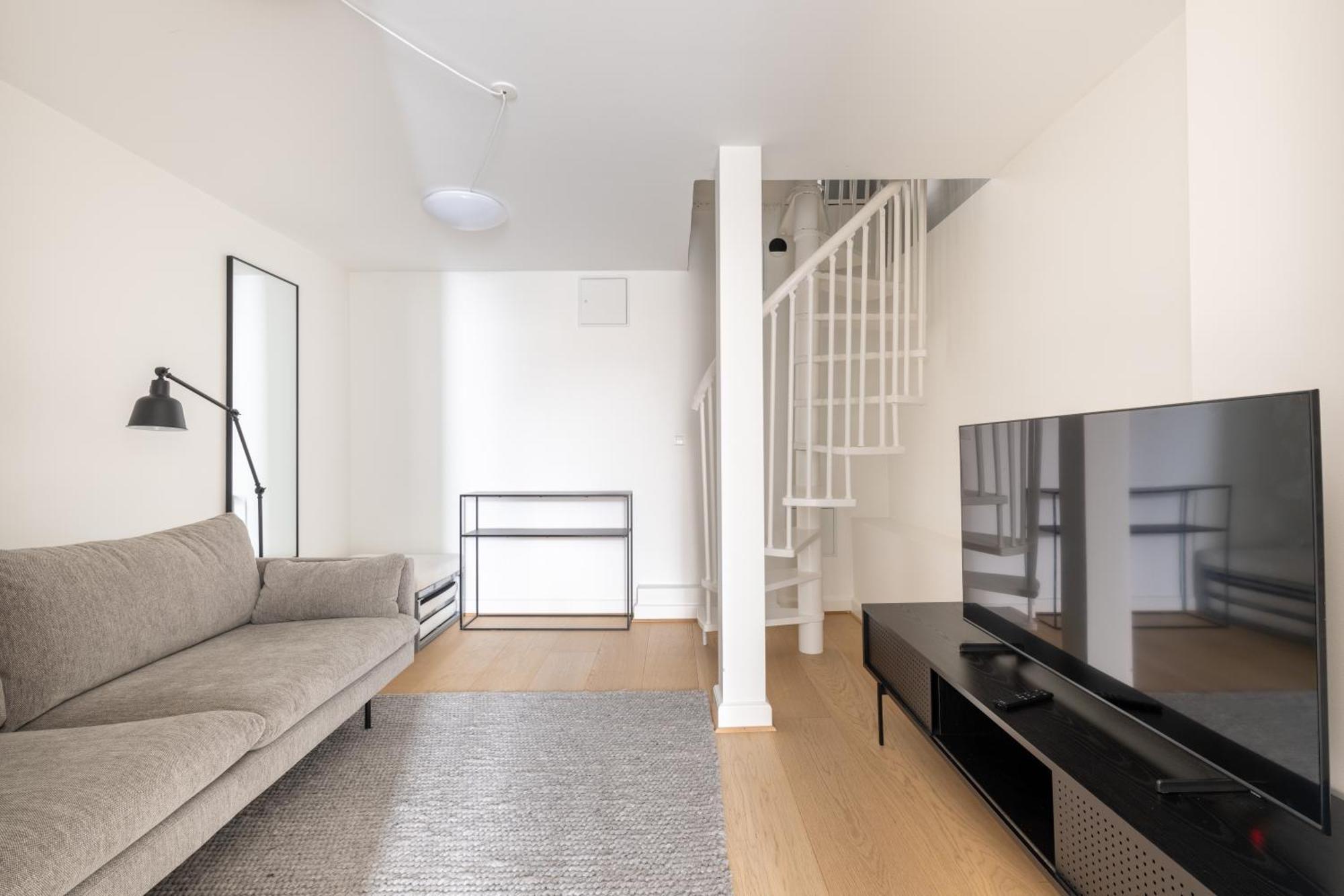 Unique 3 Bedroom Apartment In Vibrant Frederiksberg Copenaghen Esterno foto